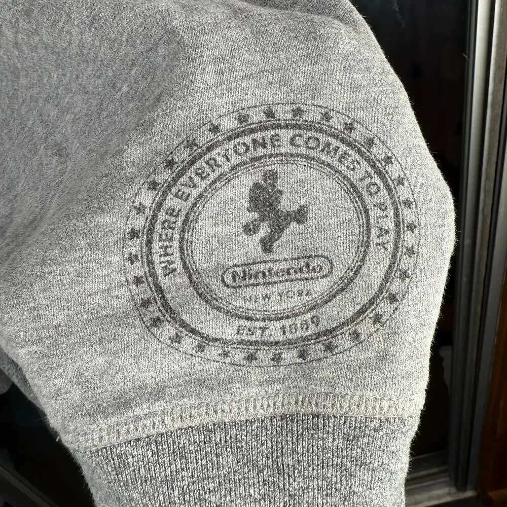 SPORTIQUE Large Nintendo NYC Kanji Grey Streetwear Crew Neck Raglan Sweatshirt - Picture 8 of 9